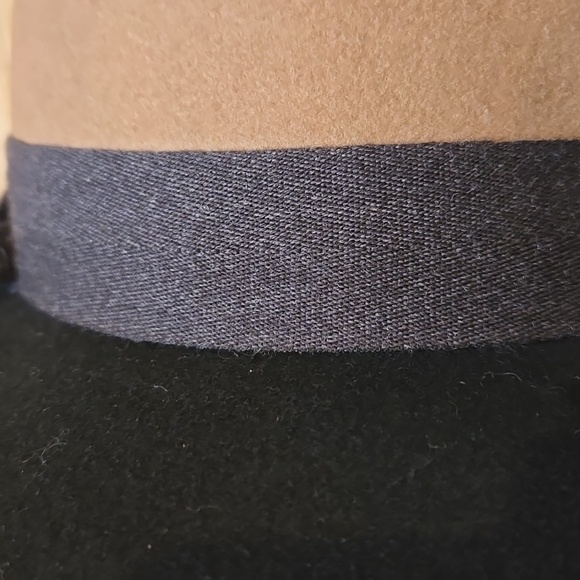 Rag & Bone New York 100% Wool Stylish Hat - Picture 6 of 12